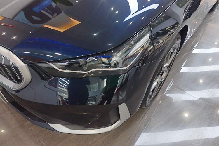 Used BMW 5 Series 2024 530Li Leading Luxury Package