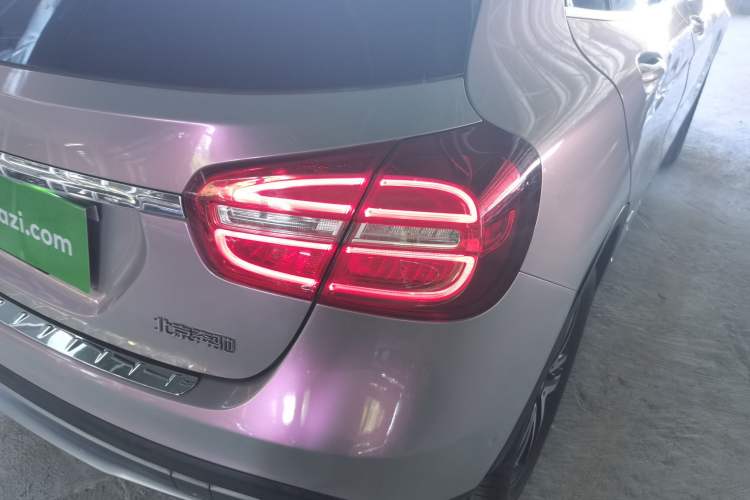 Used Mercedes-Benz GLA 2015 GLA 200 Fashion Model