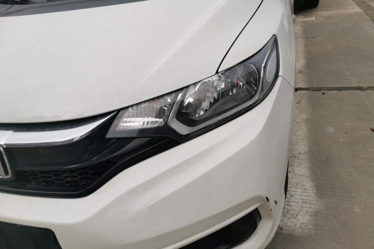 Used Honda Fit 2018 1.5L CVT Comfort Sunroof Version