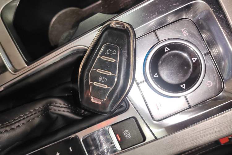 Used JETOUR X70 PLUS 2021 1.5T DCT Mountain 7-Seater