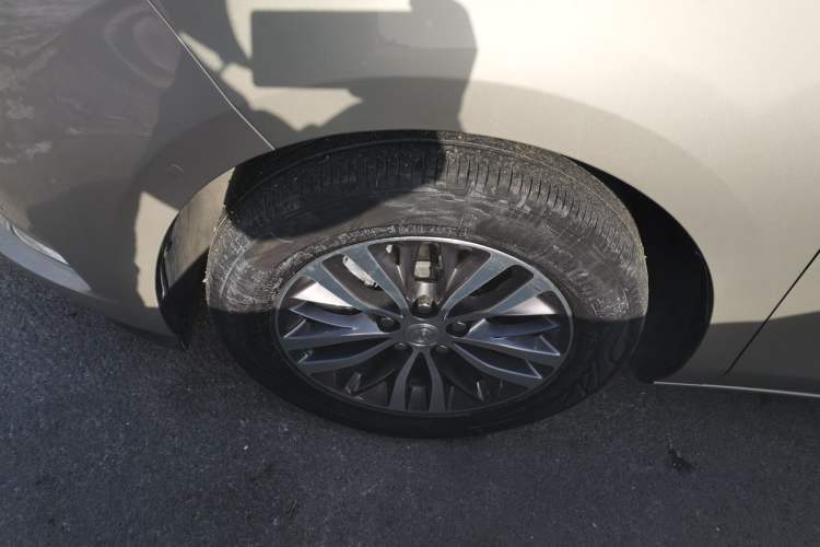 Used Buick GL8 2022 ES Landtrek 653T Luxury Edition
