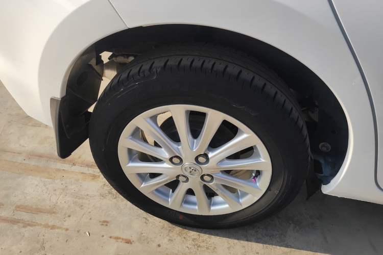 Used Toyota YARiS L 2019 1.5E CVT Dynamic Edition China VI compliant