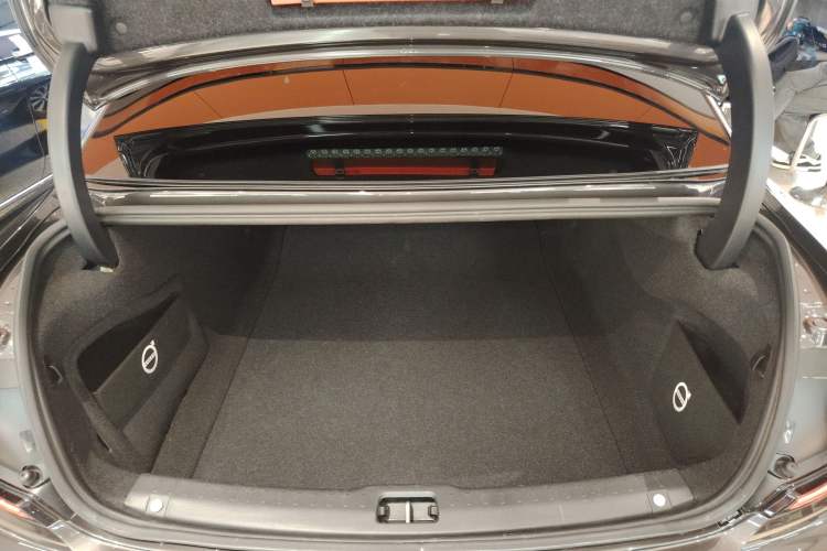 Used Volvo S90 2023 B5 Zhiyuan Luxury Edition