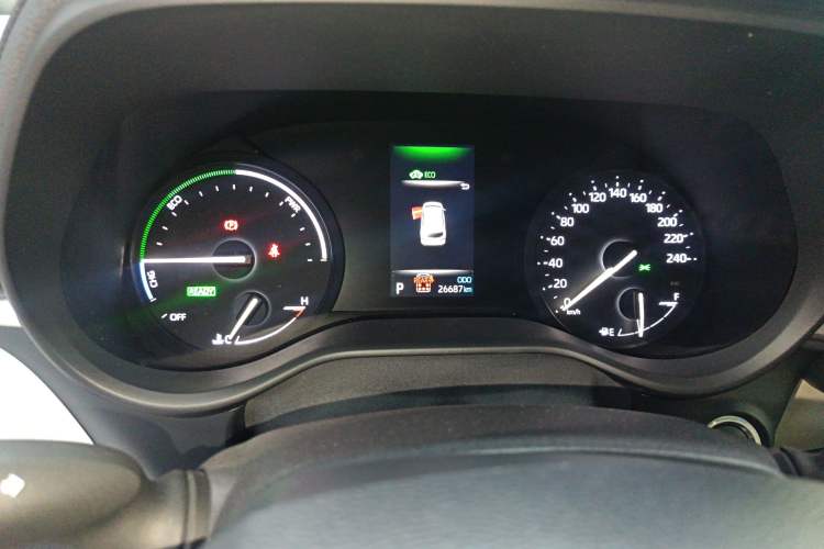 Used Toyota Sienna 2024 2.5L Hybrid Luxury Edition