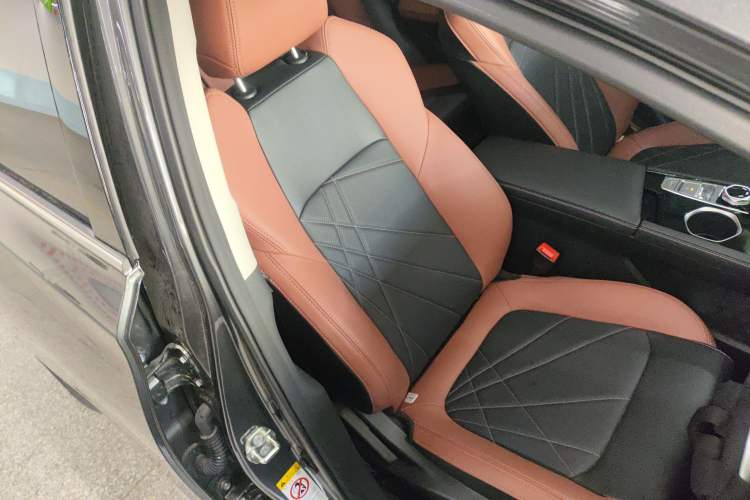 Used Changan Eado 2023 Changan Edition PLUS Blue Whale NE 1.4T GDI DCT Prestige Version