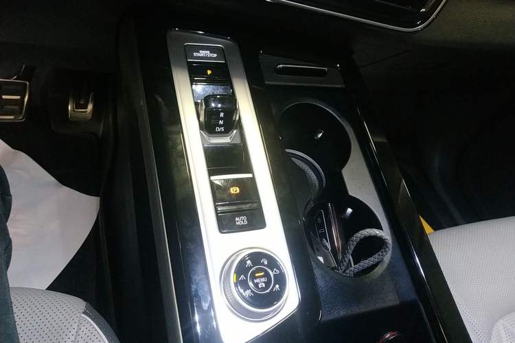 Used Volkswagen Talagon 2024 380TSI All-Wheel Drive R-Line Cruise Edition
