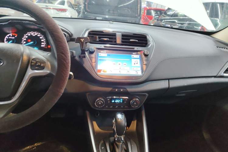 Used Ford Escort 2017 Happiness Edition 1.5L Automatic Fashion Version