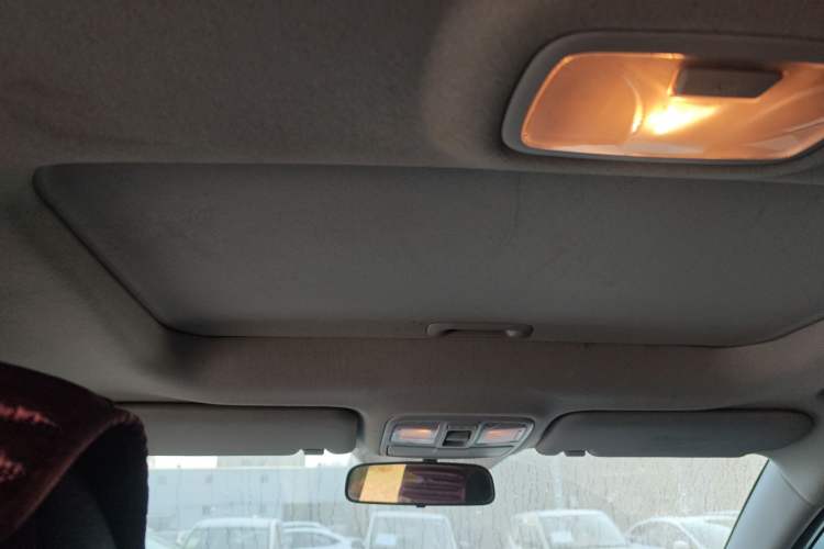 Used Hyundai ix35 2015 2.0L Automatic 2WD Smart Type China IV
