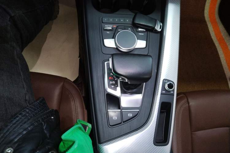 Used Audi A4L 2017 Plus 40 TFSI Fashion Model