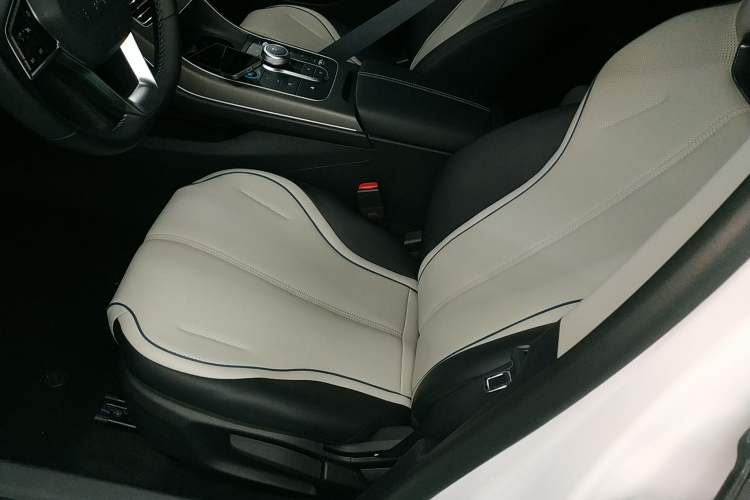 Used BYD Destroyer 05 2024 HONOR Edition DM-i 55KM Luxury Model
