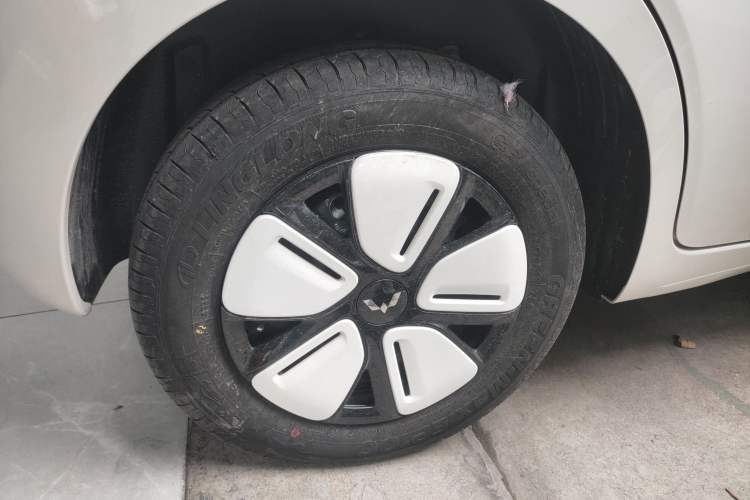 Used Wuling Hongguang MINIEV 2025 Four-Door Version Premium Edition
