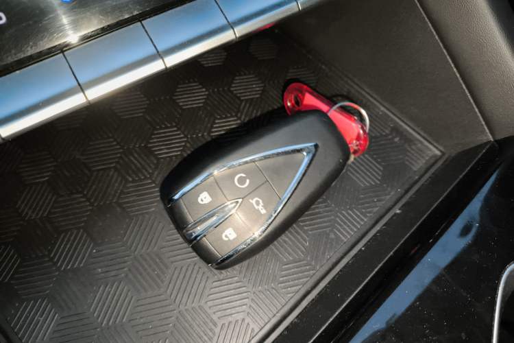 Used Changan Eado 2023 Changan Edition PLUS Blue Whale NE 1.4T GDI DCT Prestige Version
