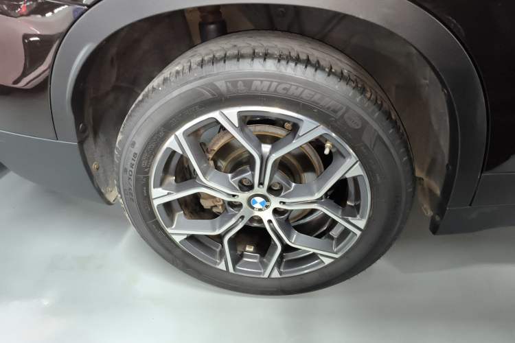 Used BMW X1 2020 sDrive25Li Leading Model
