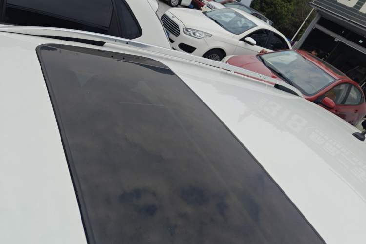 Used Volkswagen Gran Lavida 2015 230TSI DSG Comfort Edition
