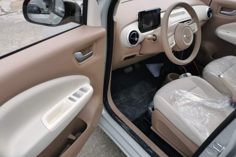 Used Wuling Hongguang MINIEV 2025 Four-Door Version Advanced Edition