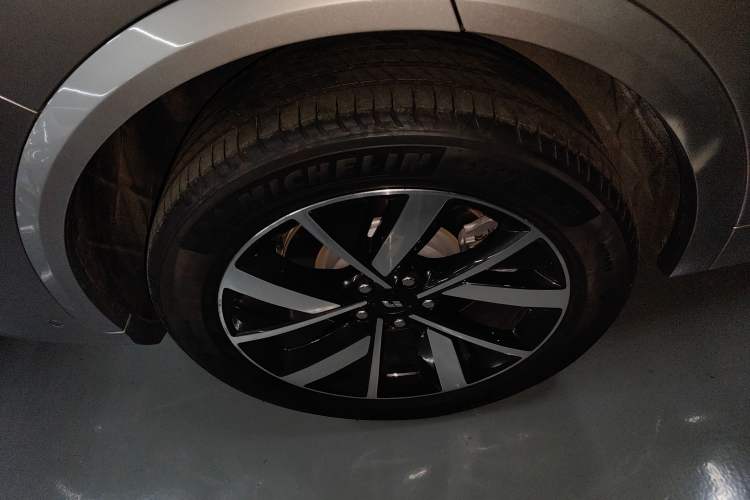 Used Li Auto L7 2023 Air model
