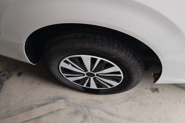 Used Wuling Hongguang New Energy 2024 All-Electric Model 300KM Practical Version