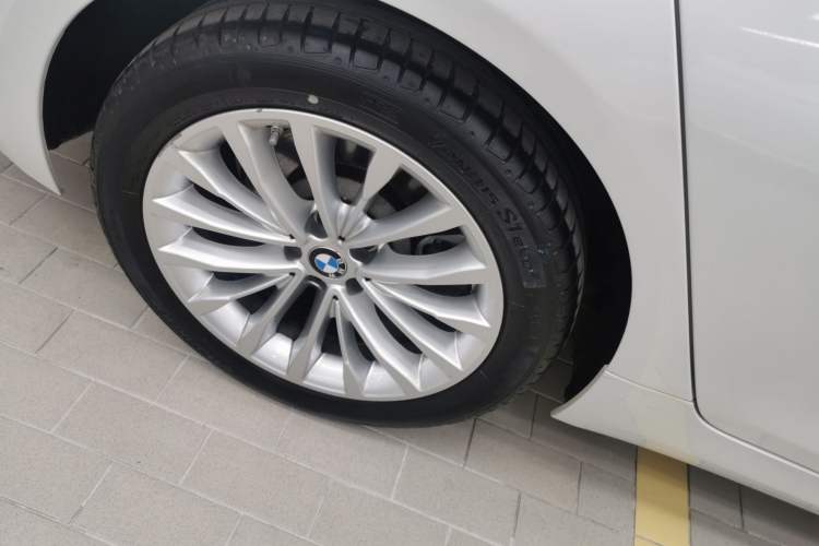 Used BMW 5 Series 2022 Second Facelift 525Li Luxury Package
