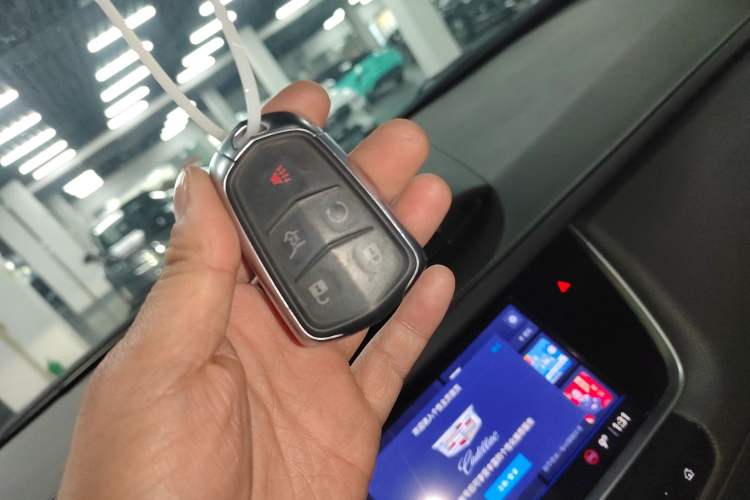 Used Cadillac XT5 2022 2.0T Two-Wheel Drive Luxury Version
