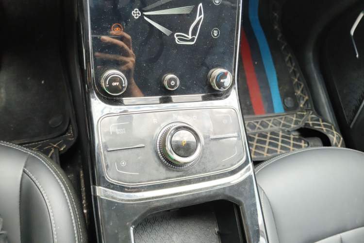 Used NETA U 2023 NETA U-Ⅱ Challenge Edition 400 U Show – Lithium Iron Phosphate
