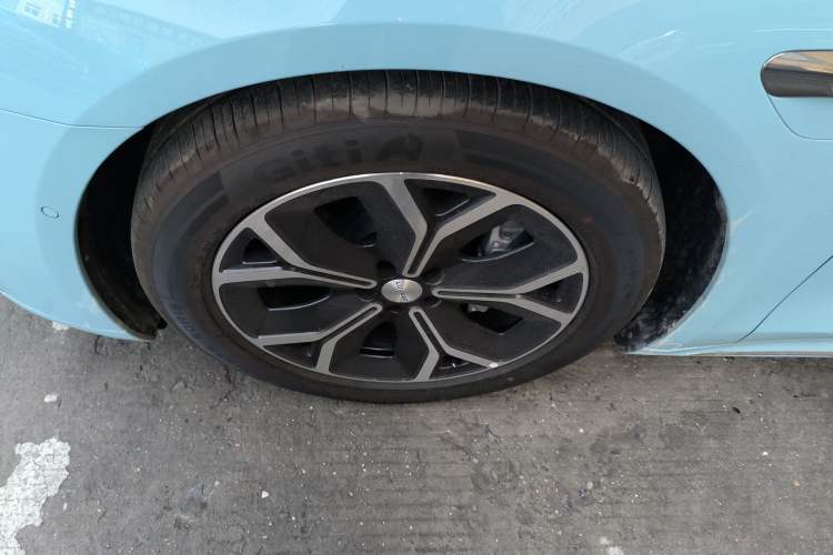 Used Hima Luxeed S7 2025 705 km Pro
