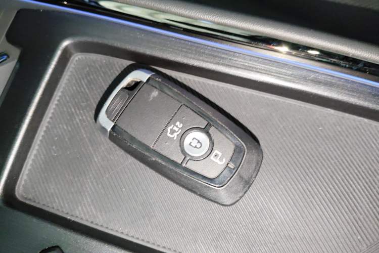 Used Ford Mondeo 2024 2.0T E-Hybrid Sport Edition ST-Line