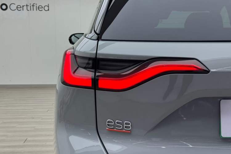 Used Nio ES8 2020 450 km Signature Edition 7-Seater Version