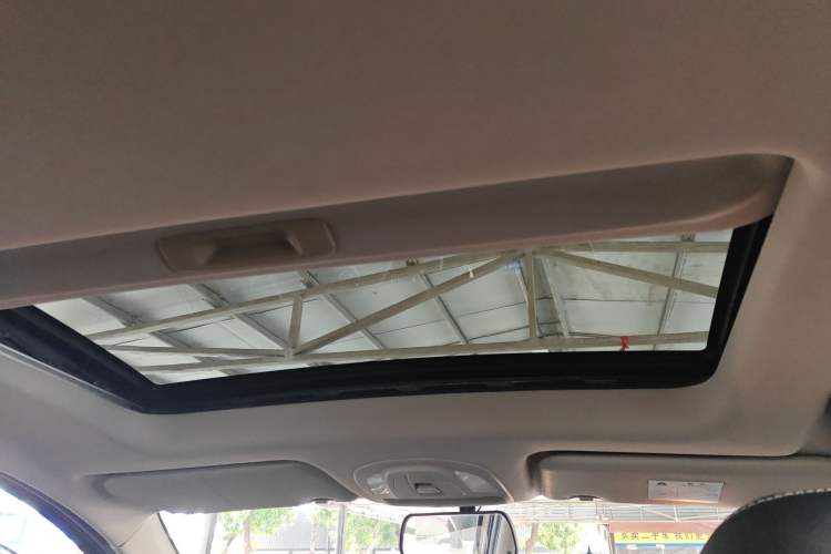 Used Baojun 730 2019 1.5T CVT Flagship Model 7 Seats China VI Emission Standard
