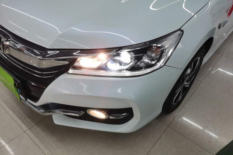 Used Honda Accord 2016 2.0L Elite Edition
