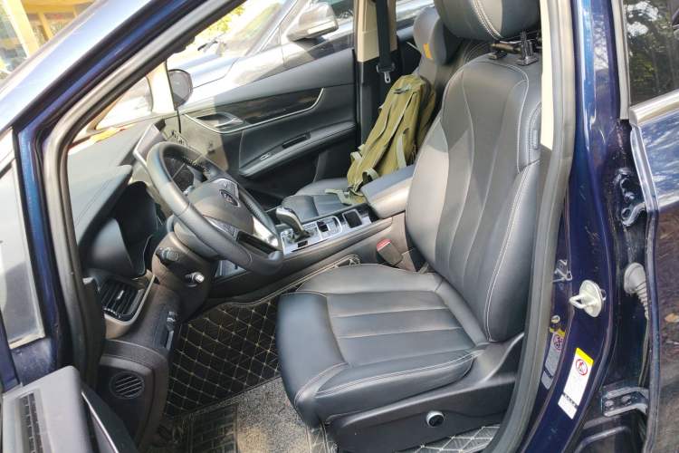 Used BYD Song MAX 2019 1.5T Automatic SmartConnect ZhiLian RuiDong Edition with 6 Seats China VI Standard