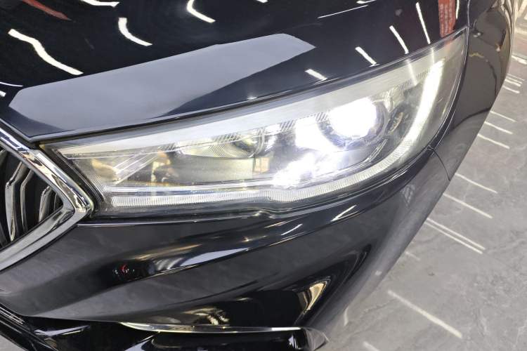 Used Hongqi H5 2019 30TD Smart Connect Dynamic Edition
