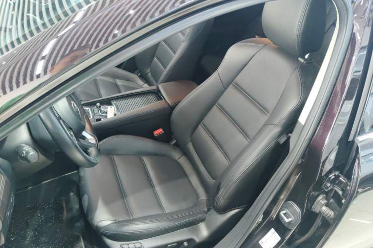 Used Mazda Atenza 2018 2.0L Blue Sky Luxury Edition China VI Standard