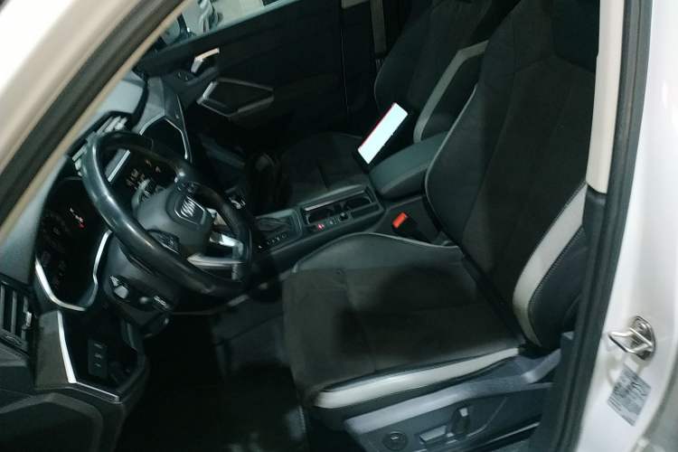 Used Audi Q3 2023 35 TFSI Fashion Dynamic Model (1.4T)