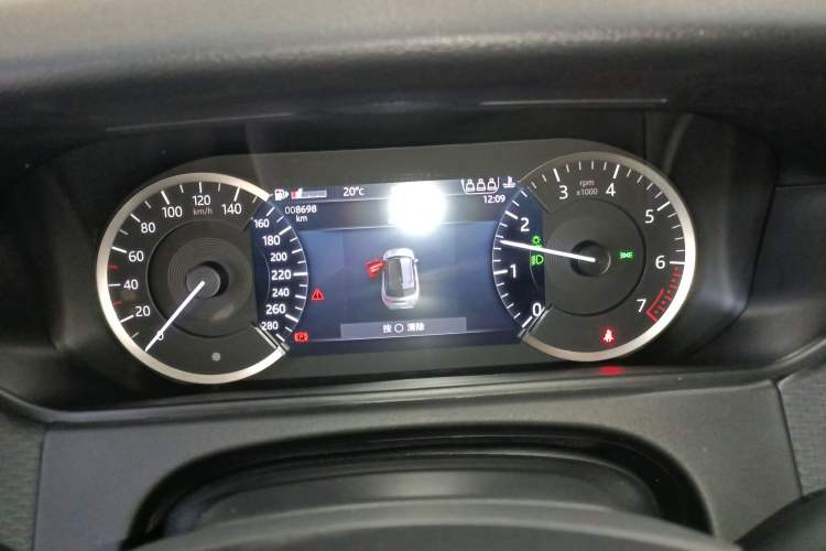 Used Land Rover Range Rover Velar 2023 250 PS
