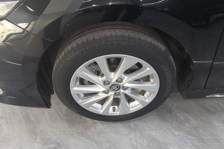 Used Toyota Camry 2023 2.0G Luxury Edition
