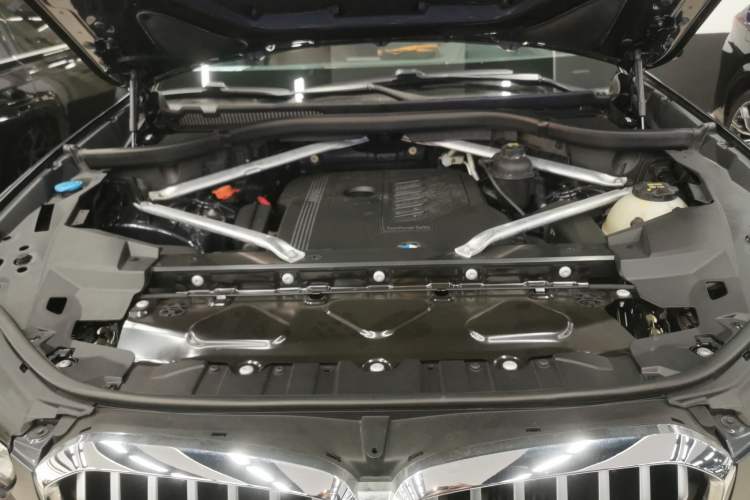 Used BMW X5 2019 xDrive40i Luxury Model with M Sport Package
