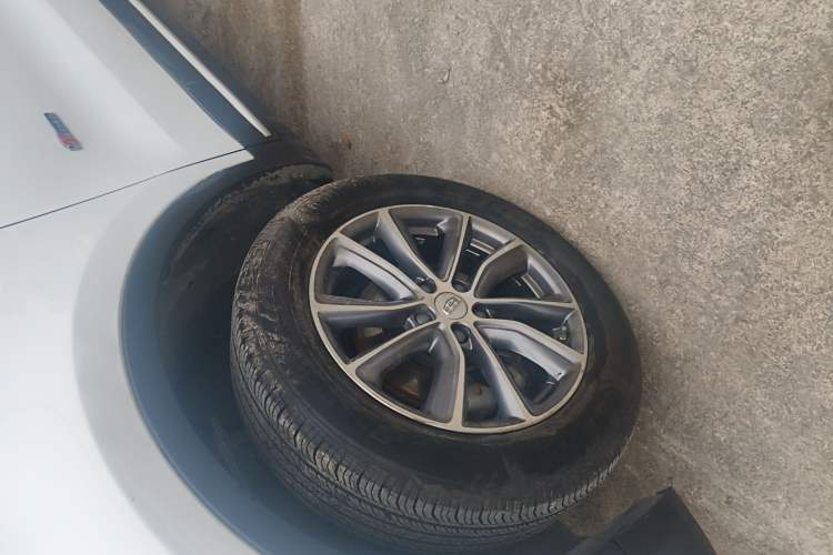 Used Geely Auto Emgrand X7 Sport 2020 1.8TD DCT Two-Wheel Drive Smart Connect 4G-Enabled Version