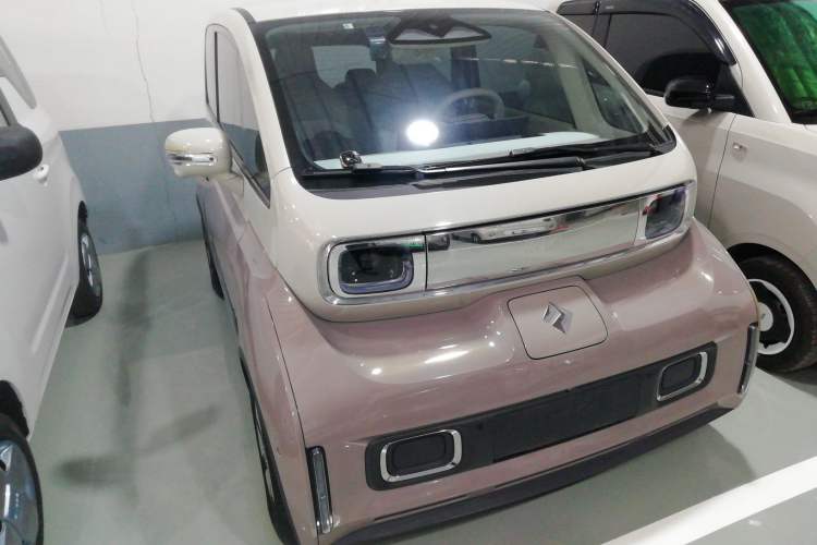 Used Baojun KiWi EV 2023 DJI Edition Lithium Iron Phosphate