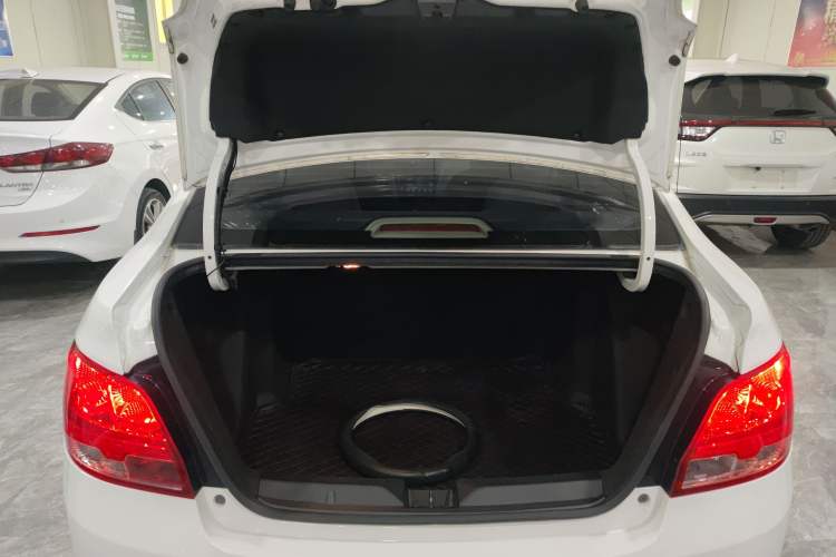 Used Chevrolet Sail 2015 Sail 3 1.3L AMT Ideal Edition
