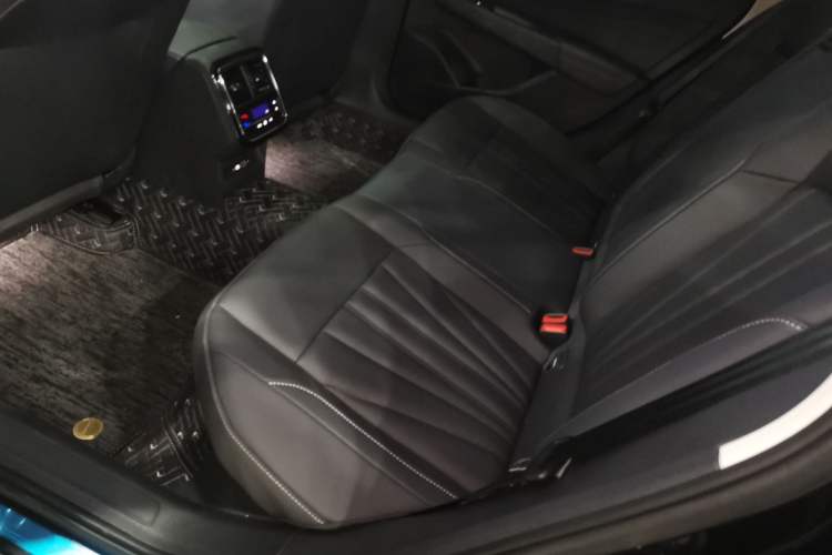 Used Volkswagen Passat 2025 Outstanding Model 380TSI Starry Dragon Edition
