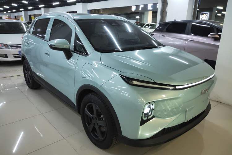 Used Geometry E Firefly 2024 401 km Fluorescent
