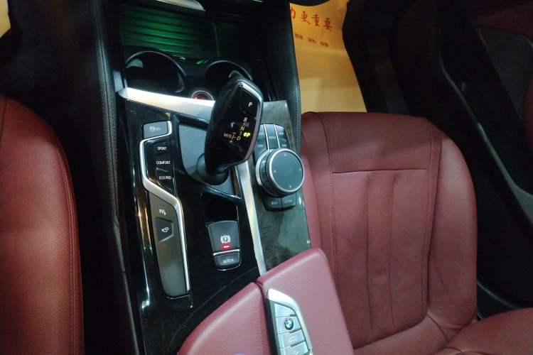 Used BMW 5 Series 2019 530Li Luxury Edition M Sport Package