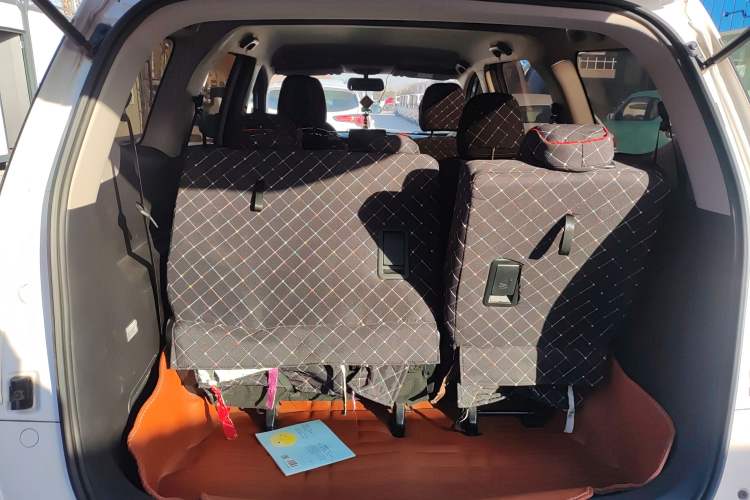 Used Baojun 730 2021 1.5L Manual Fashion Version 7 Seats
