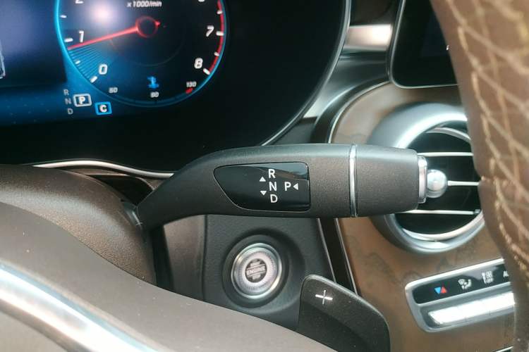 Used Mercedes-Benz GLC 2022 Second Facelift GLC 260 L 4MATIC Luxury Edition