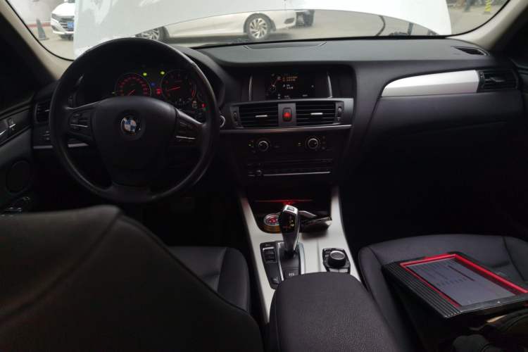 Used BMW X3 2016 sDrive20i
