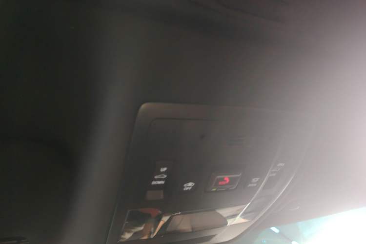 Used Lexus ES 2022 300h Excellence Edition