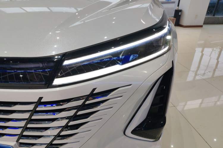 Used Changan CS75 PLUS 2023 3rd Generation 1.5T Automatic Prestige Model
