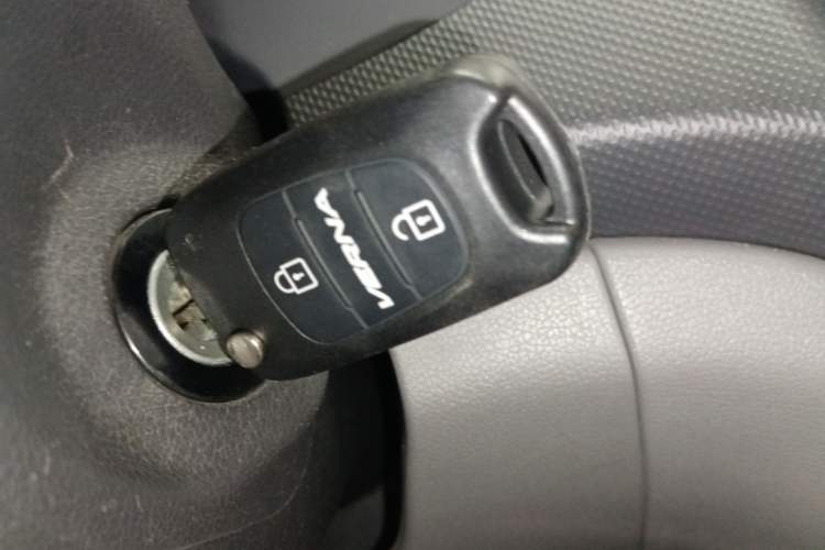 Used Hyundai Verna 2014 1.4L Automatic Smart GLS