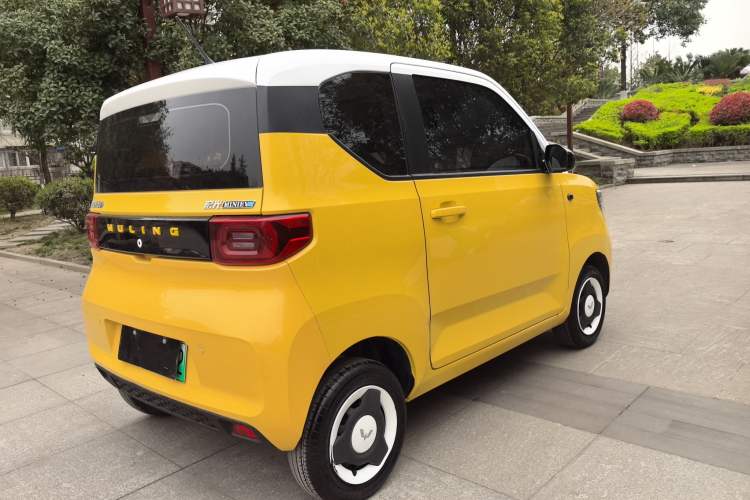 Used Wuling Hongguang MINIEV 2021 Macaron Fashion Edition Lithium-Ion Battery
