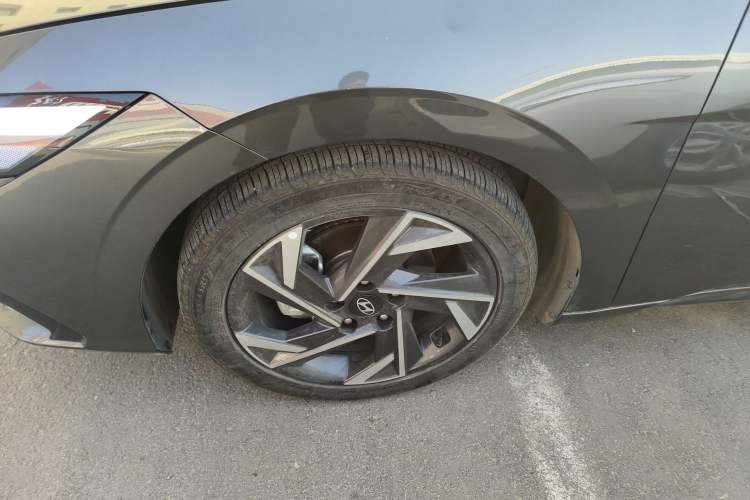 Used Hyundai Elantra 2023 1.5L CVT GLX Elite Edition
